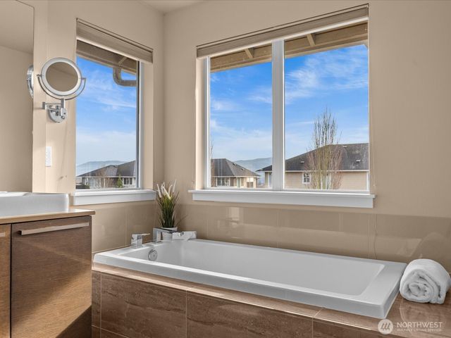 19811 136th Place SE, Monroe, WA 98272