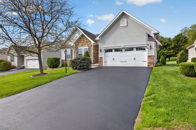 109 Shire Way, Camillus, NY 13031