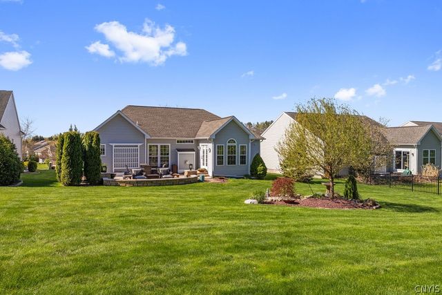 109 Shire Way, Camillus, NY 13031