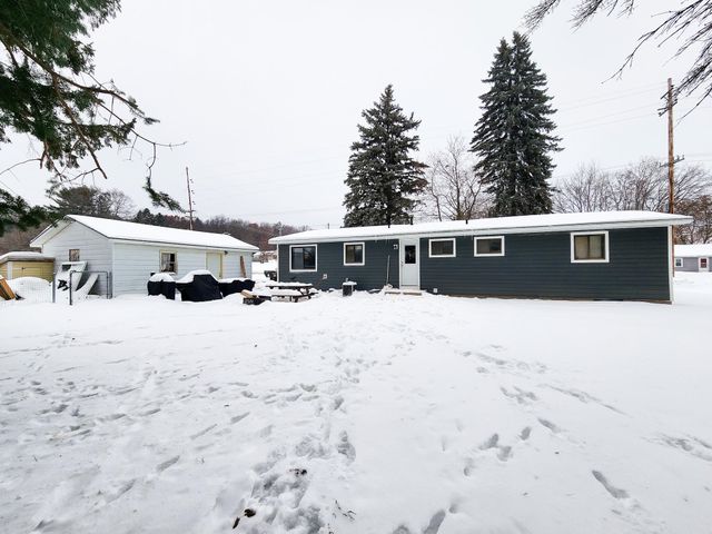 289 W Norway Street, Harrison, MI 48625