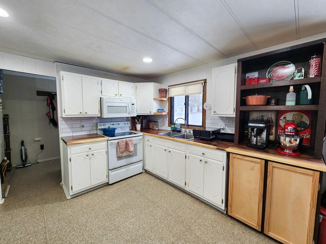 289 W Norway Street, Harrison, MI 48625