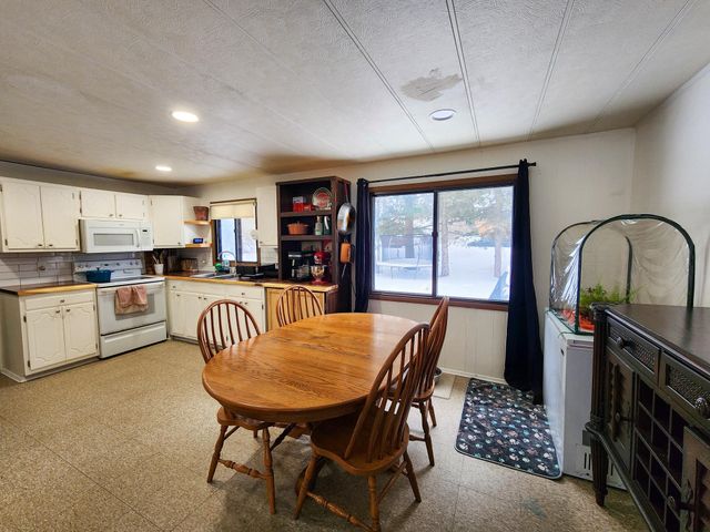 289 W Norway Street, Harrison, MI 48625