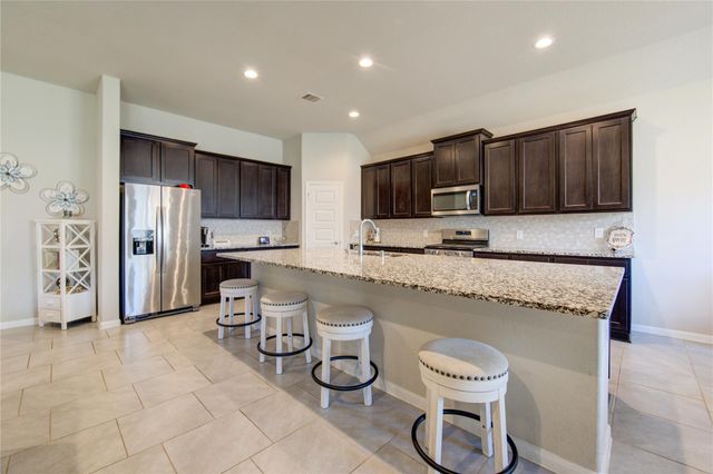 506 Richfish Run Drive, Rosenberg, TX 77469