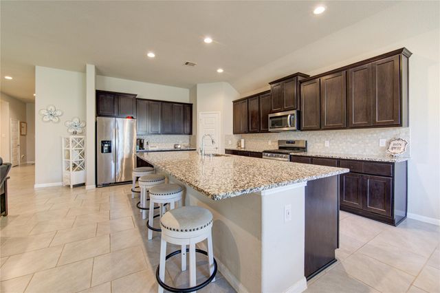 506 Richfish Run Drive, Rosenberg, TX 77469