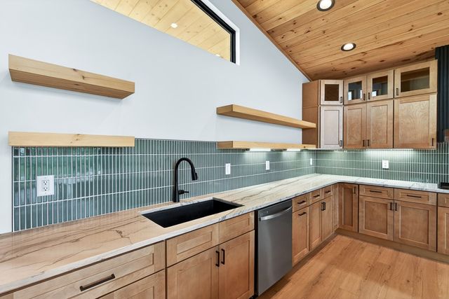 251 Mystic Drive, Ellijay, GA 30540