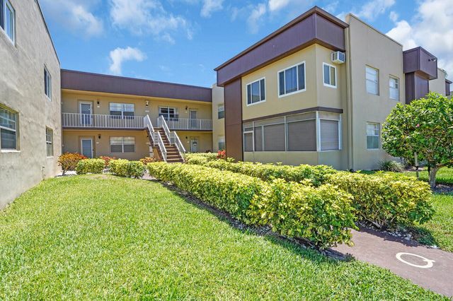810 Burgundy Q, Delray Beach, FL 33484