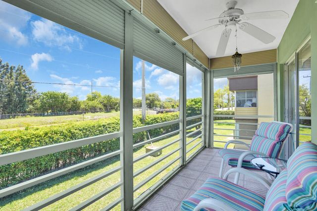 810 Burgundy Q, Delray Beach, FL 33484
