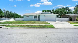 6035 19TH STREET NE, St Petersburg, FL 33703