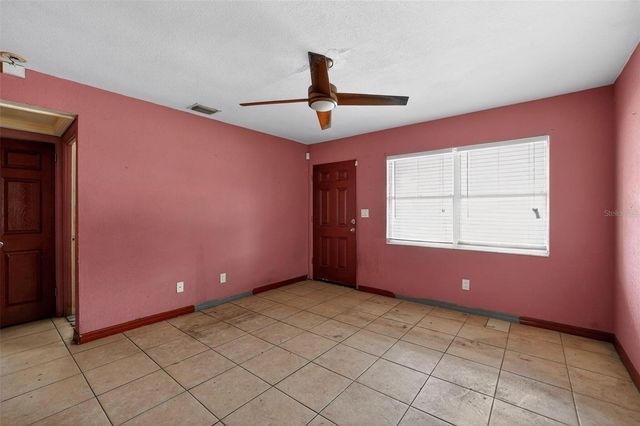 300 52ND STREET S, St Petersburg, FL 33707