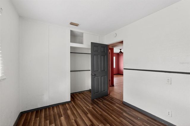 300 52ND STREET S, St Petersburg, FL 33707