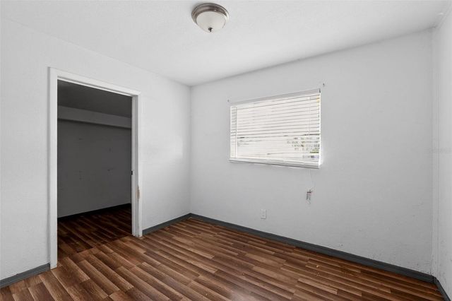 300 52ND STREET S, St Petersburg, FL 33707