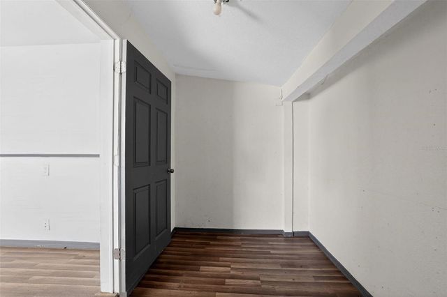 300 52ND STREET S, St Petersburg, FL 33707