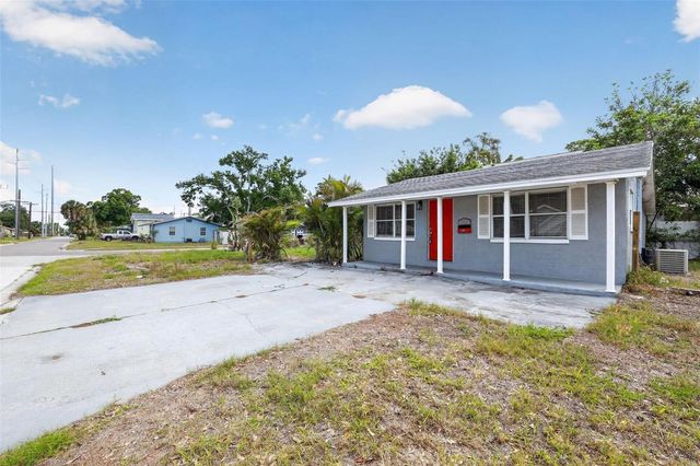 300 52ND STREET S, St Petersburg, FL 33707