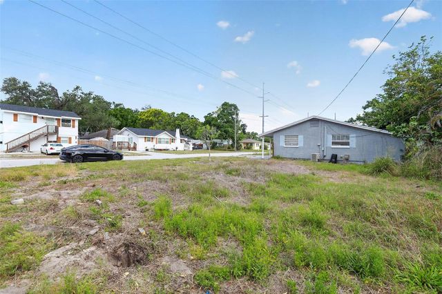 300 52ND STREET S, St Petersburg, FL 33707