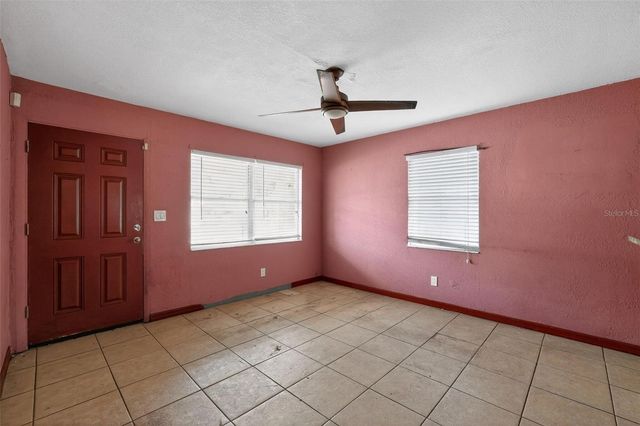 300 52ND STREET S, St Petersburg, FL 33707