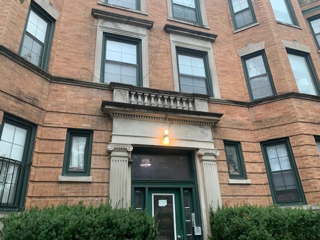127 E 59th Street 1, Chicago, IL 60637