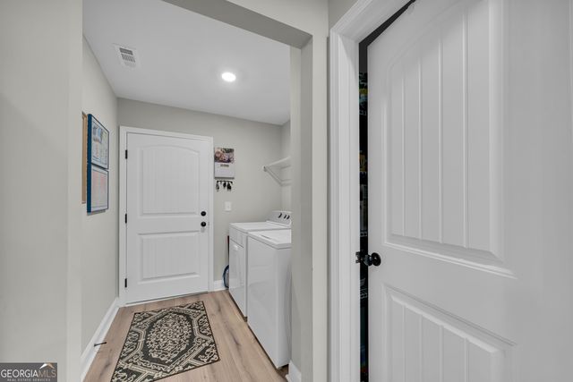 227 Topher Street, Hartwell, GA 30643