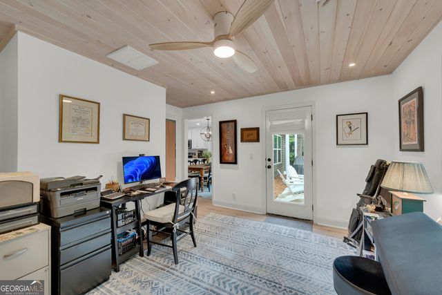 227 Topher Street, Hartwell, GA 30643