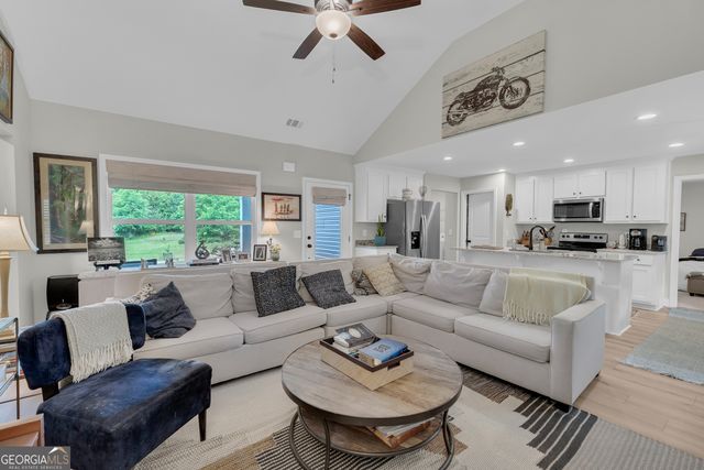 227 Topher Street, Hartwell, GA 30643
