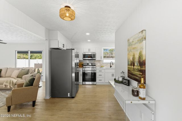 4801 BLACK PINE Court, Jacksonville, FL 32210