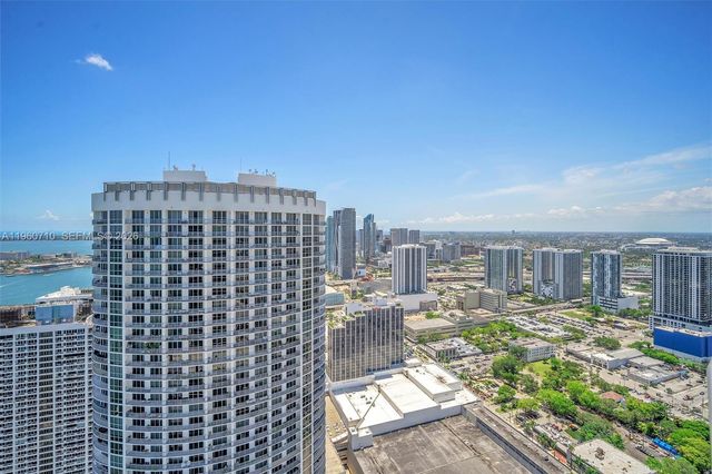 488 NE 18th St PH02, Miami, FL 33132