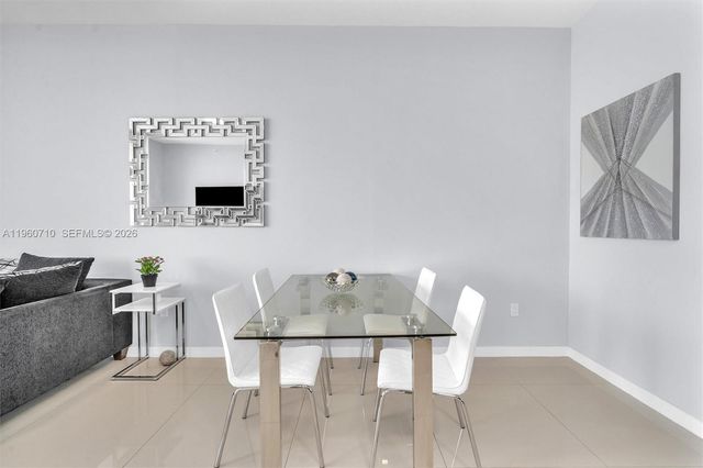 488 NE 18th St PH02, Miami, FL 33132