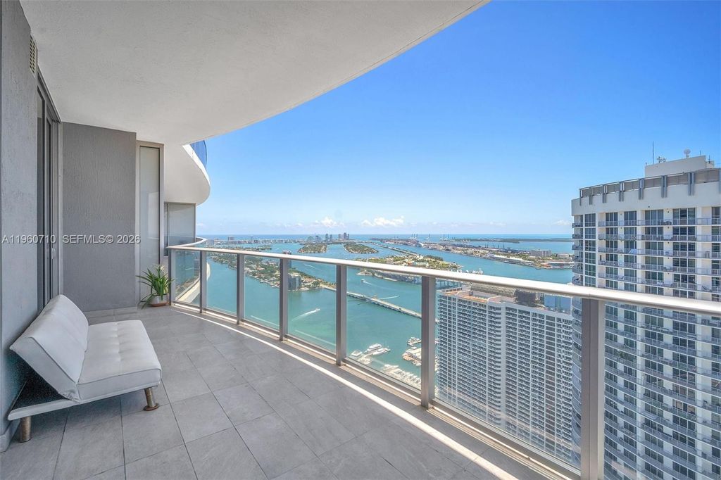 488 NE 18th St PH02, Miami, FL 33132