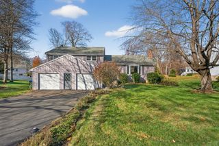 319 Great Swamp Road, Glastonbury, CT 06033