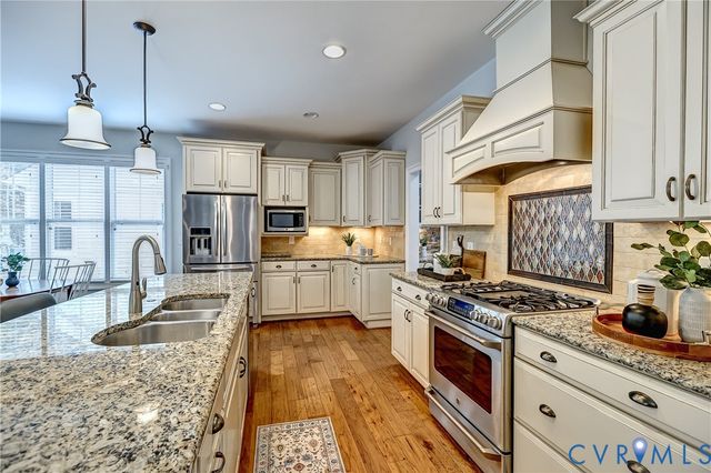 1504 Camberley Dr, Goochland, VA 23103