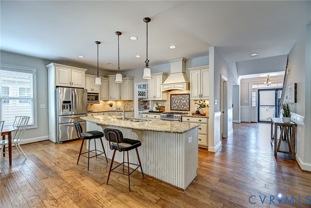 1504 Camberley Dr, Goochland, VA 23103