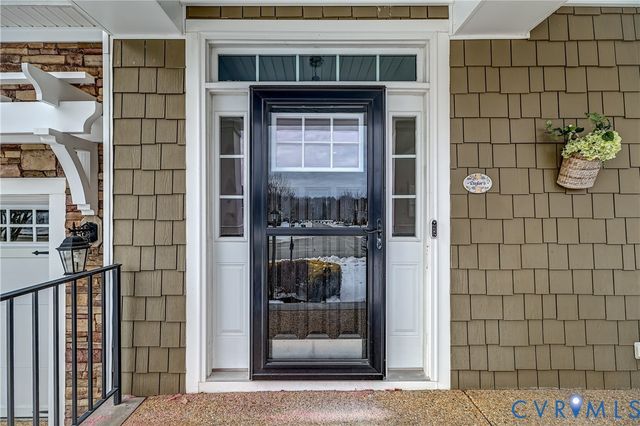 1504 Camberley Dr, Goochland, VA 23103