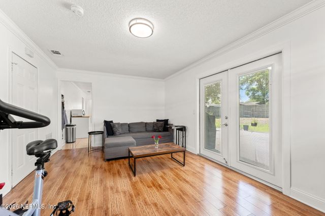 1661 BARTLETT Avenue, Orange Park, FL 32073
