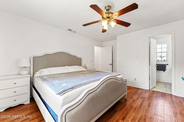1661 BARTLETT Avenue, Orange Park, FL 32073