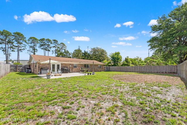 1661 BARTLETT Avenue, Orange Park, FL 32073