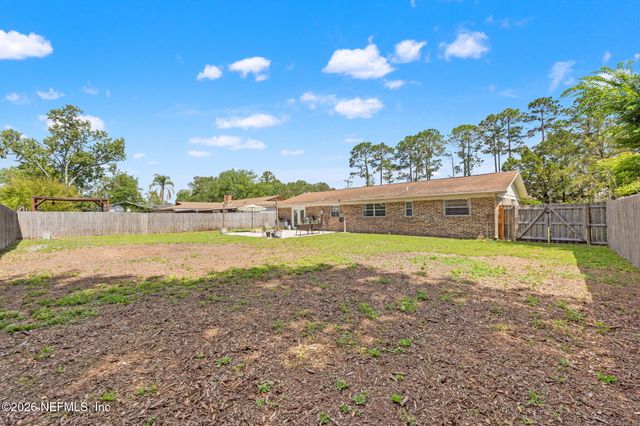 1661 BARTLETT Avenue, Orange Park, FL 32073