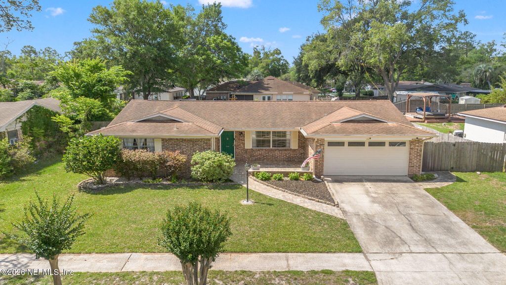 1661 BARTLETT Avenue, Orange Park, FL 32073