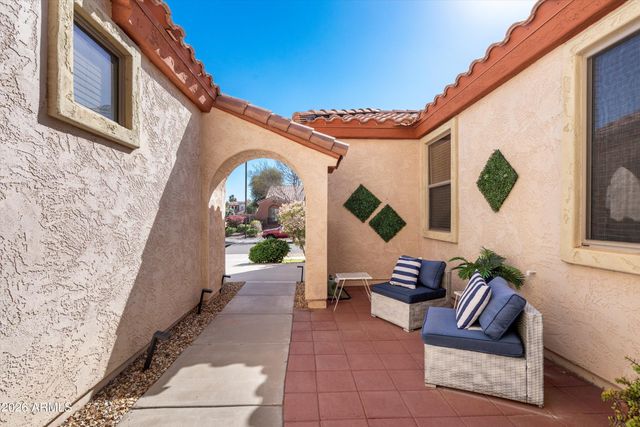 16018 W SHANGRI LA Road, Surprise, AZ 85379