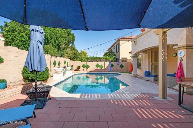 16018 W SHANGRI LA Road, Surprise, AZ 85379