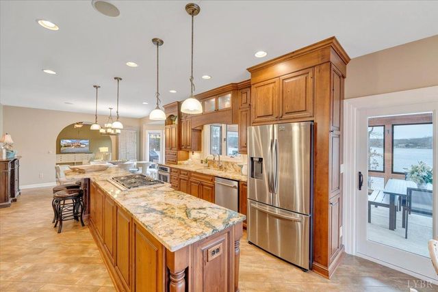 1300 Pats Drive, Moneta, VA 24121