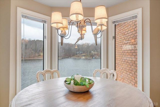 1300 Pats Drive, Moneta, VA 24121