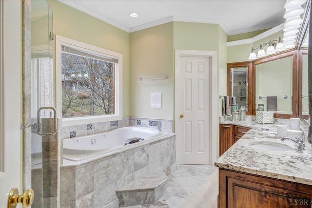 1300 Pats Drive, Moneta, VA 24121