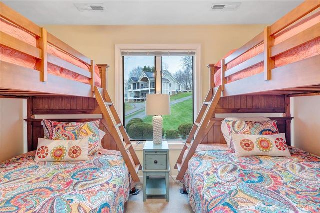 1300 Pats Drive, Moneta, VA 24121