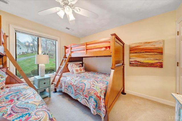 1300 Pats Drive, Moneta, VA 24121