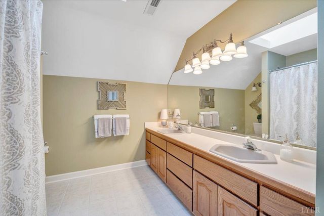 1300 Pats Drive, Moneta, VA 24121