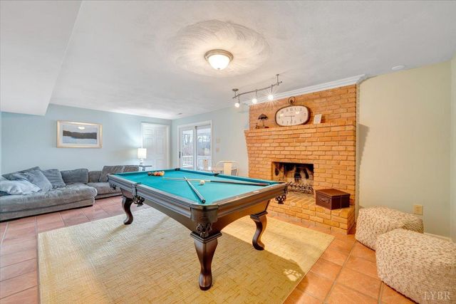 1300 Pats Drive, Moneta, VA 24121