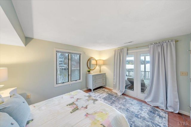 1300 Pats Drive, Moneta, VA 24121