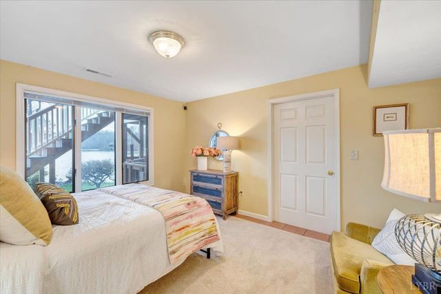 1300 Pats Drive, Moneta, VA 24121