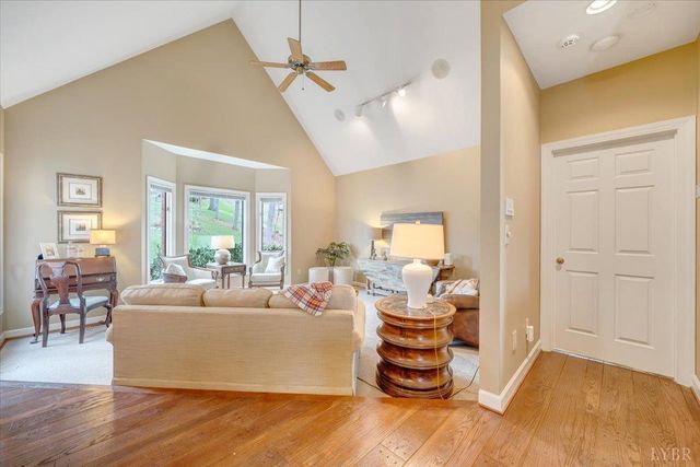 1300 Pats Drive, Moneta, VA 24121