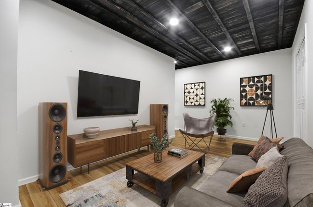 1 Edge Court Unit B, Greenville, SC 29609