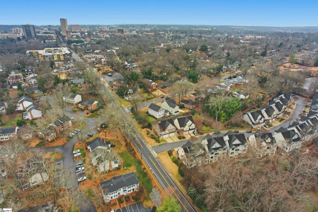 1 Edge Court Unit B, Greenville, SC 29609